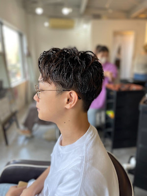 MEN’S HAIR カルマパーマダークアッシュベリーショー