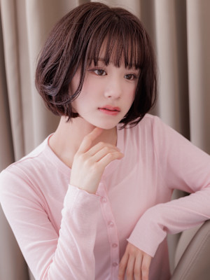 黒髪ダークアッシュ大人ショートヘア立体感丸みボブ20代30代