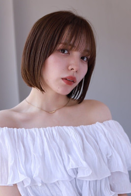 20代30代40代◎ 魅力倍増カールセミディダークグレージュ