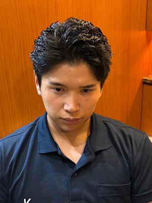刈り上げないフェザーショート