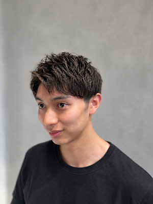 アップバング×ショートスタイル