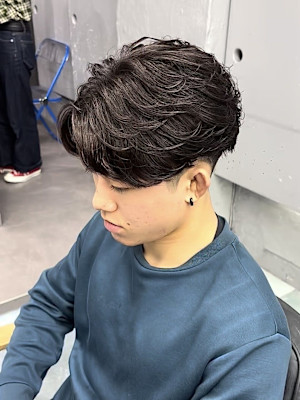 フェザーパーマ×刈り上げマッシュ