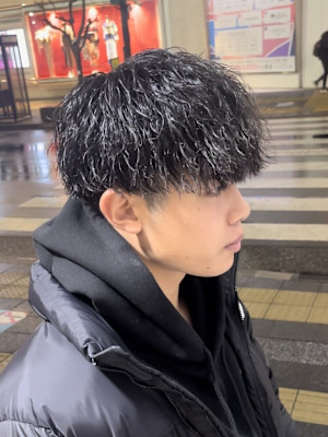 縦落ちツイストスパイラルパーマ