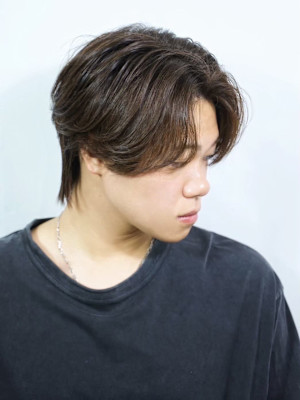 大宮ナチュラルセンターパートミディアムウルフ