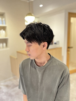 メンズマッシュニュアンスパーマツーブロックフェザーパーマ