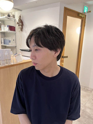 メンズマッシュツーブロック短髪ウルフカットニュアンスパーマ