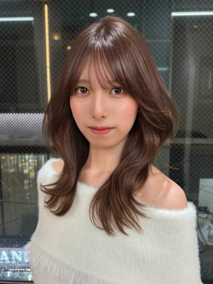 軽やかレイヤーセミロング