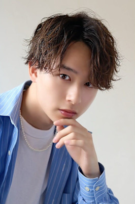 MEN'SHAIRアッシュブラックマッシュパーマセンターパー