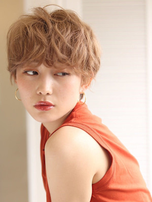 大人可愛い◎20代30代40代前髪パーマグレーベージュ