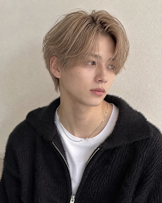 ブロンドベージュ×韓国風ラフカルマショート