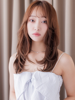 シースルーバング大人かわいいレイヤーウルフカット20代30代