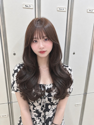 【伊勢原】イルミナカラー+髪質改善で叶える透明感オリーブ
