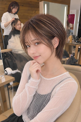 白髪を馴染ませる大人くびれショート