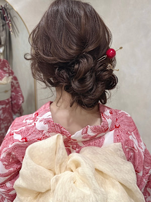 ヘアセットヘアメイク着付け CURE Hair&Makeu