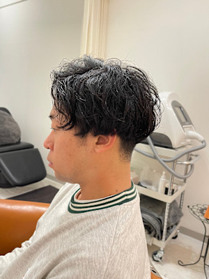 クセ毛を活かした大人のナチュラルショート