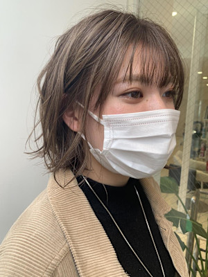 シースルーバングなボブ
