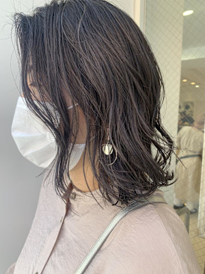大人のパープルグレージュ