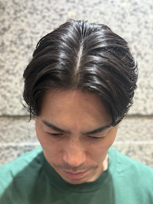 襟足あり毛流れスタイル
