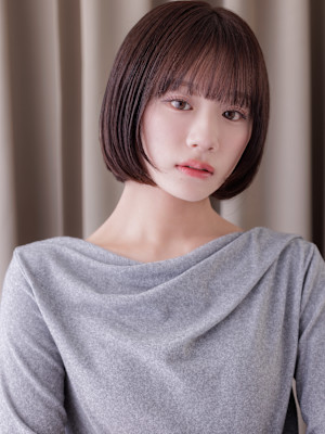 小顔シャギーカット大人ショートヘア黒髪ミニボブ20代30代