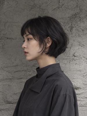 船橋・吉kici｜前髪のある黒髪ショートボブ