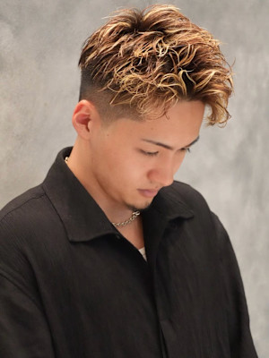 秋のスパイキーショート