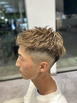 フェードアップバングショートダブルカラー