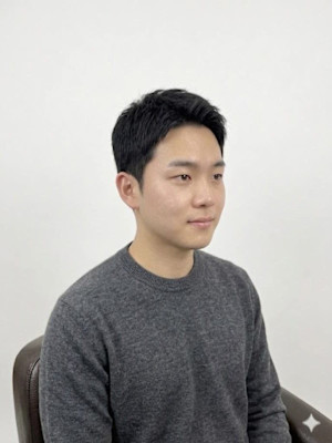 ツーブロックショートカルマヘアスリックバックジェットフェード