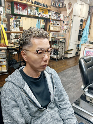 バックパーマ