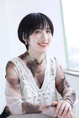 黒髪ショート