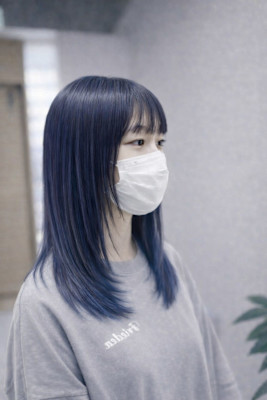 ストレートでかわいいレイヤースタイル