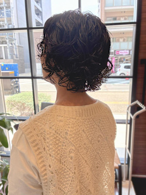 ヘアセットが楽な強めなパーマ