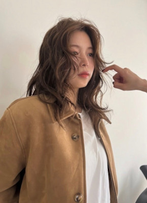 ウルフカットショートボブアンブレラカラーショートカット50代