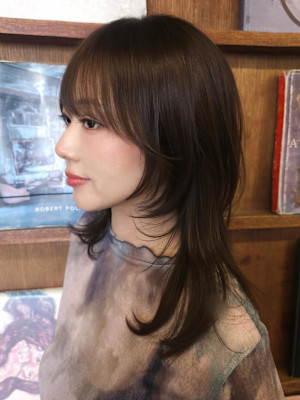 マットベージュミントヘアーソフトレイヤーアッシュグレー