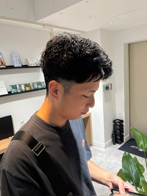 くせ毛を活かしたメンズショート
