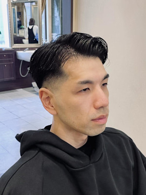 【40代 男性】七三スキンフェード