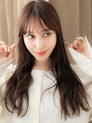 ハニーブラウン毛先パーマ小顔抜け感ゆるふわロング30代40代