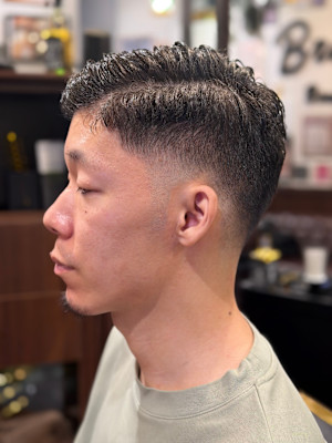低めミドルスキンフェード！