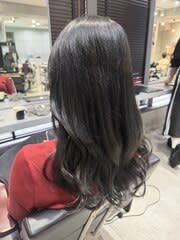 ダークグレージュ