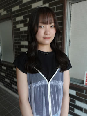 艶感ダークカラー×ナチュラルレイヤー