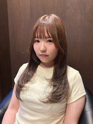 ナチュラルブラウン×艶ロング