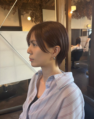 ダークカラー×大人ショートボブ