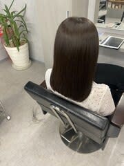 オリーブブラウン