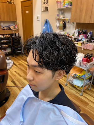 メンズサロン ヘアーサロン新華×スタイル