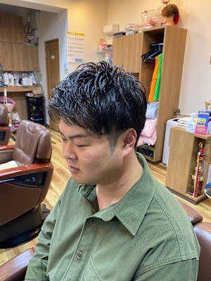メンズサロン ヘアーサロン新華×スタイル