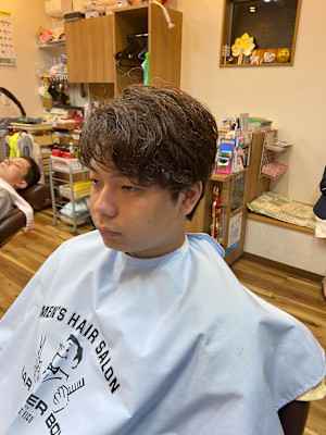 メンズサロン ヘアーサロン新華×スタイル