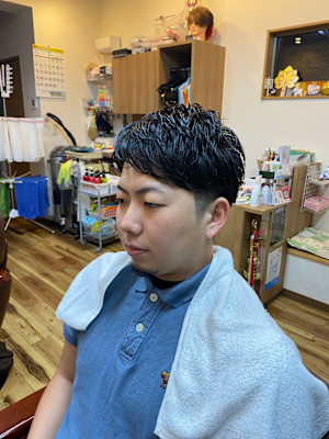 メンズサロン ヘアーサロン新華×スタイル