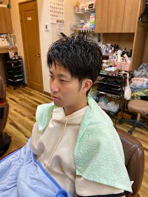 メンズサロン ヘアーサロン新華×スタイル