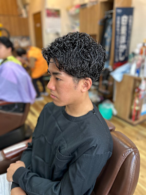 メンズサロン ヘアーサロン新華×スタイル