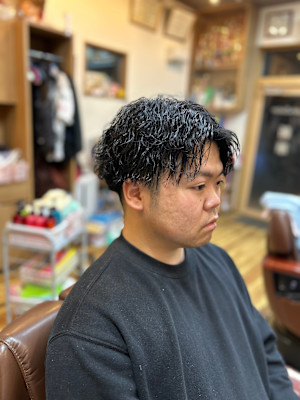 メンズサロン ヘアーサロン新華×スタイル