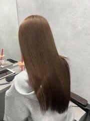 明るめベージュカラー
